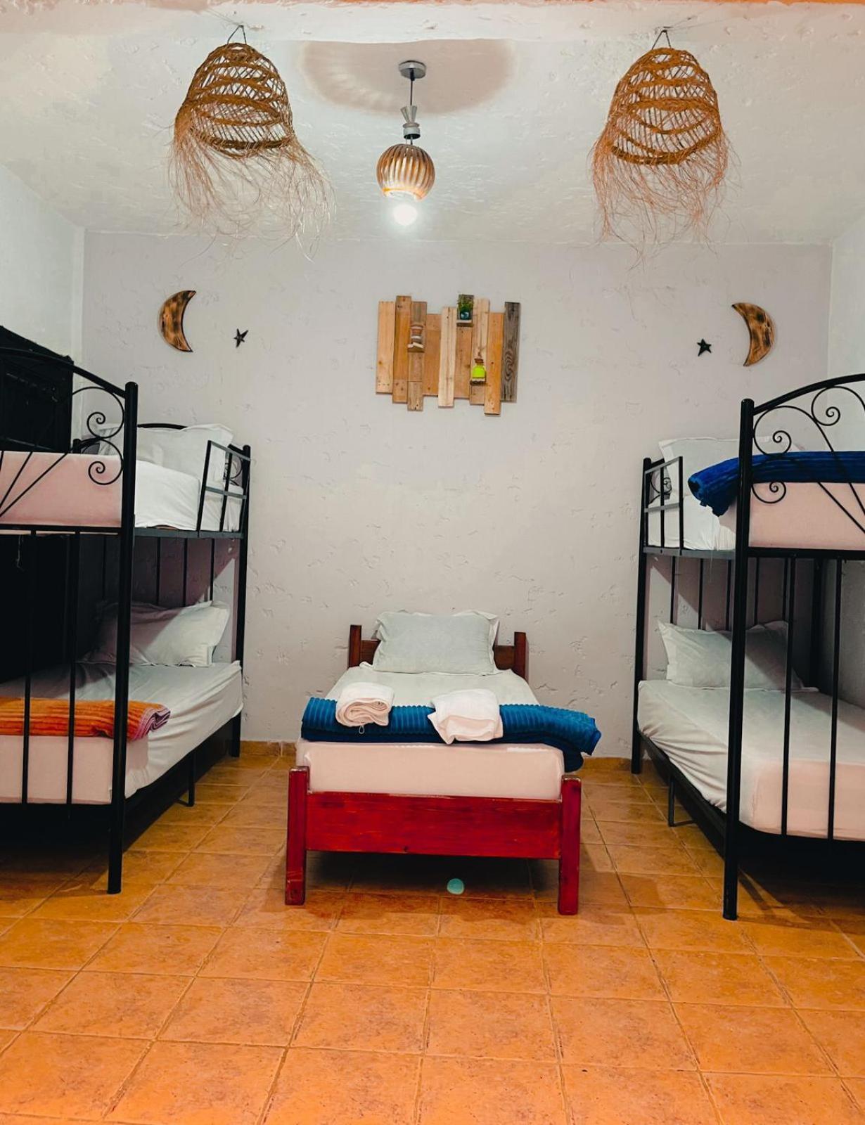 Sunrise Hostel タガズー エクステリア 写真