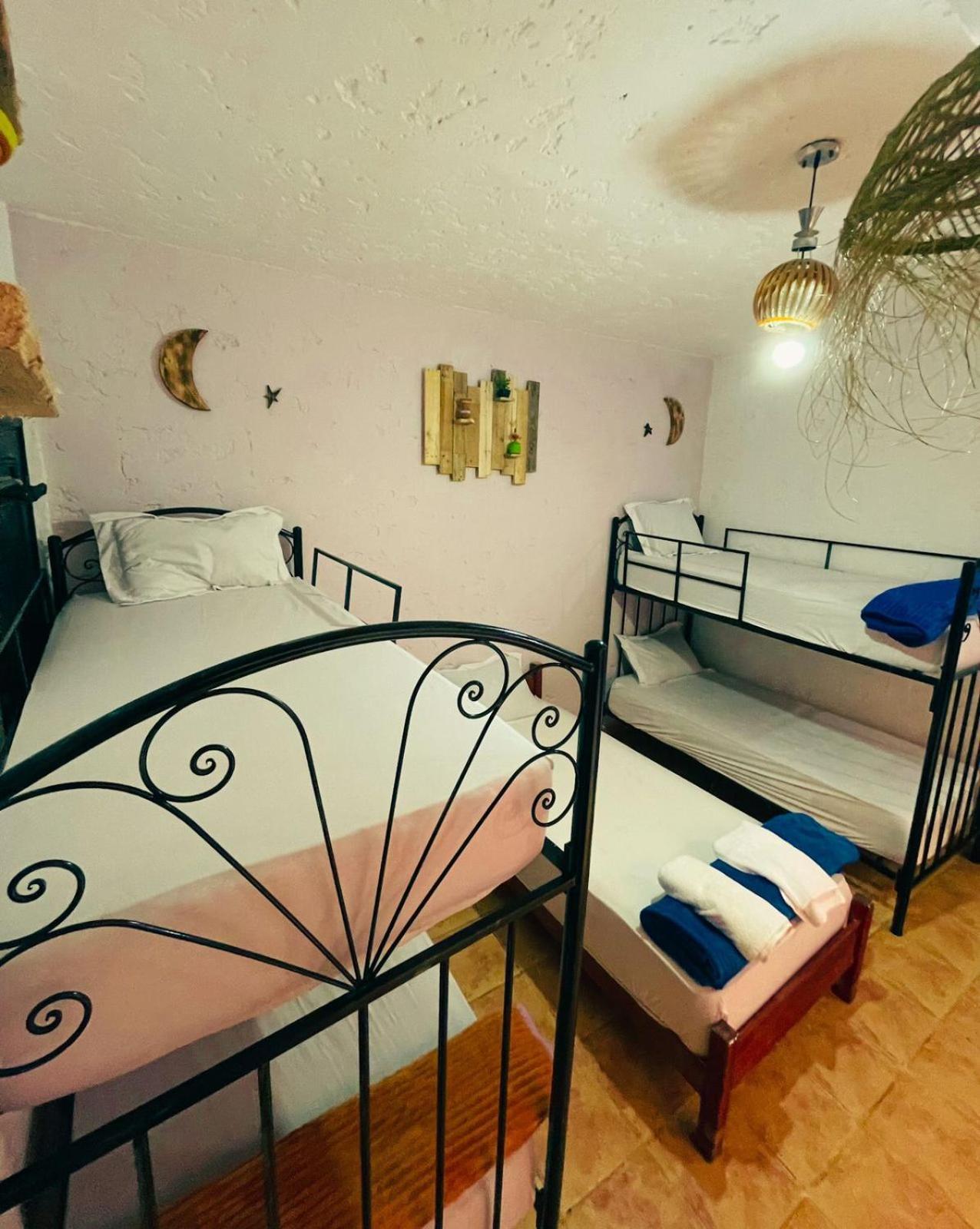 Sunrise Hostel タガズー エクステリア 写真